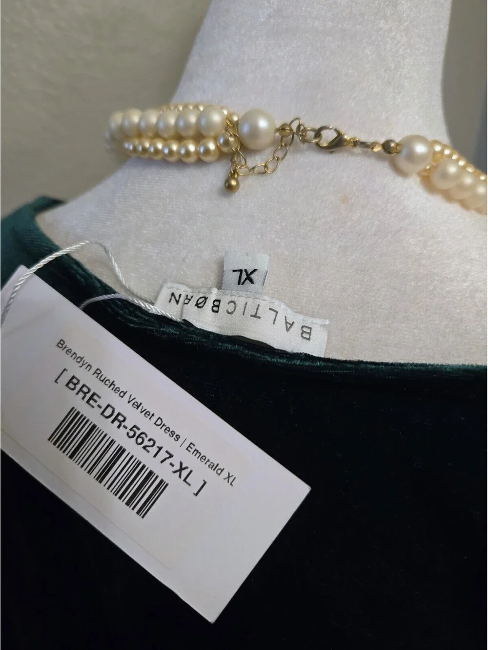 Baltic Born NWT Derp Green Brendyn Ruched Velvet Midi Dress in Emerald Size XL - Picture 8 of 8